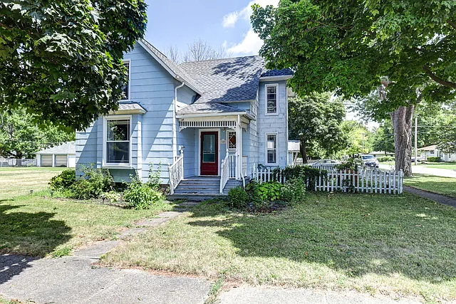 309 S Main St photo 1
