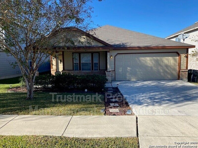 1st image of 125 Bay Willow