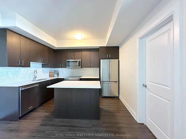 2333 Taunton Rd #901 — Photo 3