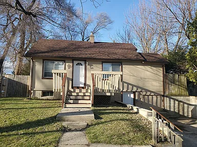 1110 Myrtle Ave — exterior photo