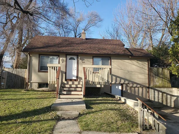 1110 Myrtle Ave, Waterford, MI 48328