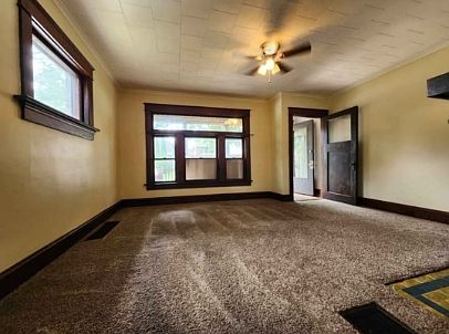 3rd image of 419 Dunn Blvd #1