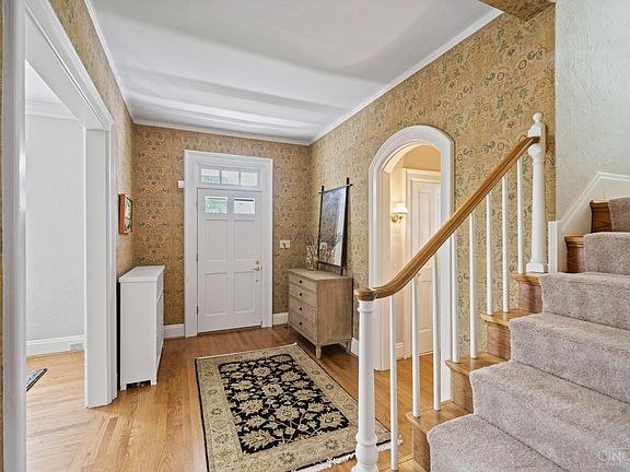 3rd image of 1122 Herschel Ave