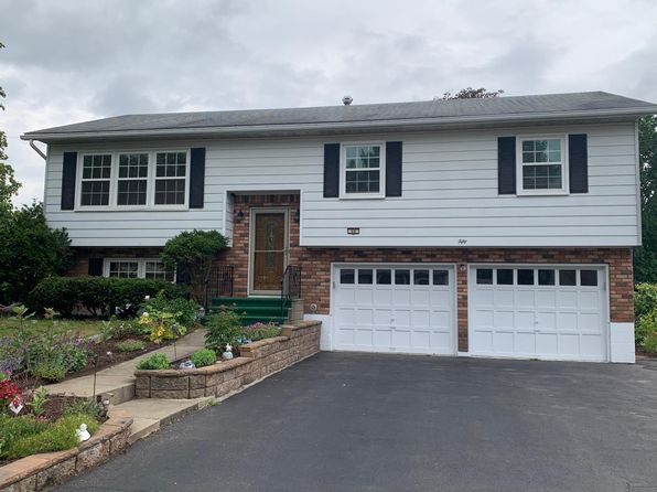 50 Wertman Ln