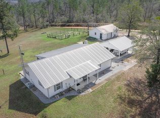 2085 Orange Hill Rd, Chipley, FL 32428