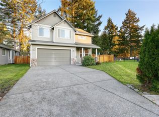 15711 8th Avenue Ct E, Tacoma, WA 98445