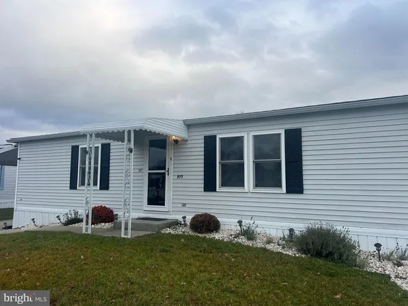 577 Miles Standish Dr, Buena, NJ 08310