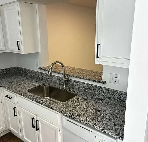 5640 Ansley St #103 — Photo 3