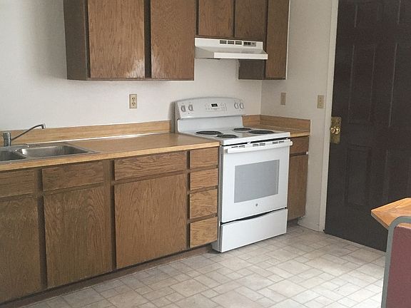 5th image of 715 E Hansen Ave