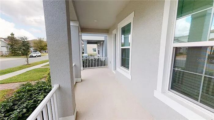 4 bed, 2.5 bath, 2070 sqft, $3,200 — Photo 3