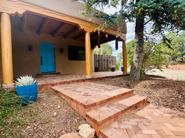13 Arroyo Vis, Santa Fe, NM 87505