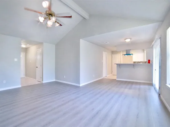 10119 Valley Club Dr, Houston, TX 77078