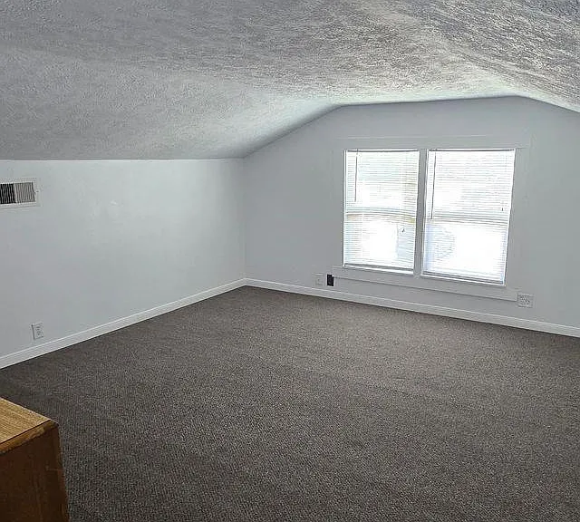 417 E Jack St — Photo 22