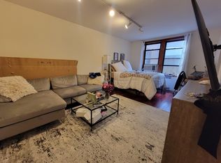 150 W 21st St APT 3A, New York, NY 10011