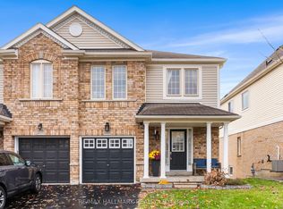 205 Bean Cres, Ajax, ON L1T 4K4