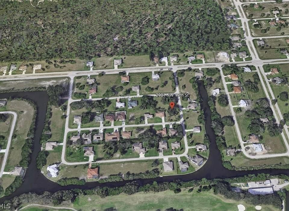 2nd image of 2901 NW 19th St