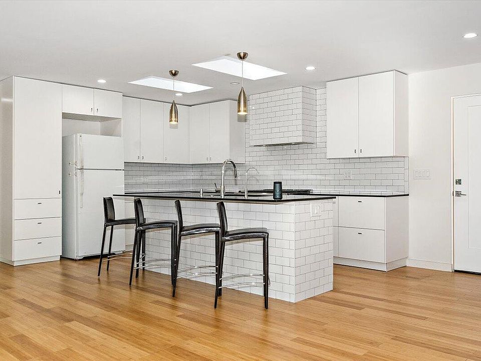2nd image of 77849 Chandler Way