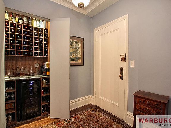 4th image of 17 E 89th St #2-E