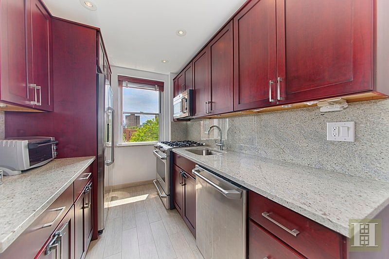 1st image of 550 Grand St APT G7e
