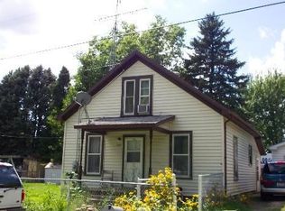 307 N Peru St, Tonica, IL 61370