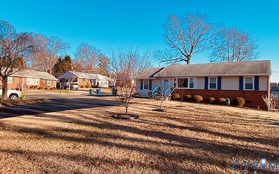 2nd image of 2217 Cool Brook Dr