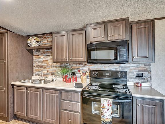 4th image of 2100 E Gayle Ave