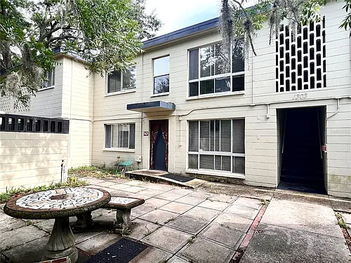 1303 NW 6th St #4 Photo 1