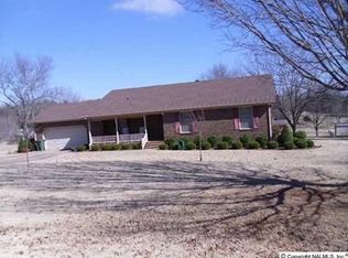 5015 Fallbrook Cir, Huntsville, AL 35811