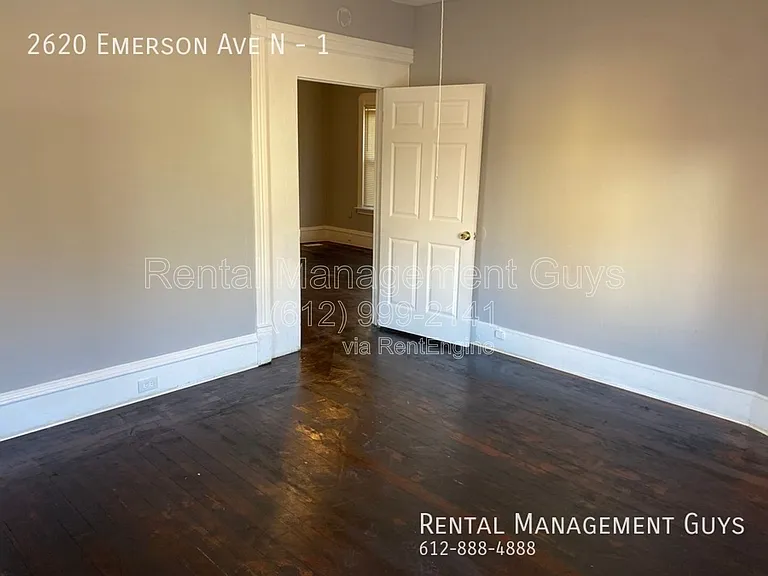 2620 Emerson Ave N #1 — Photo 10