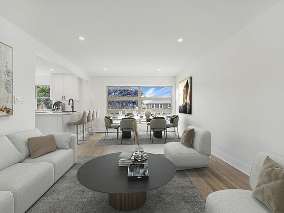 5th image of 4852 N Montclare Ave
