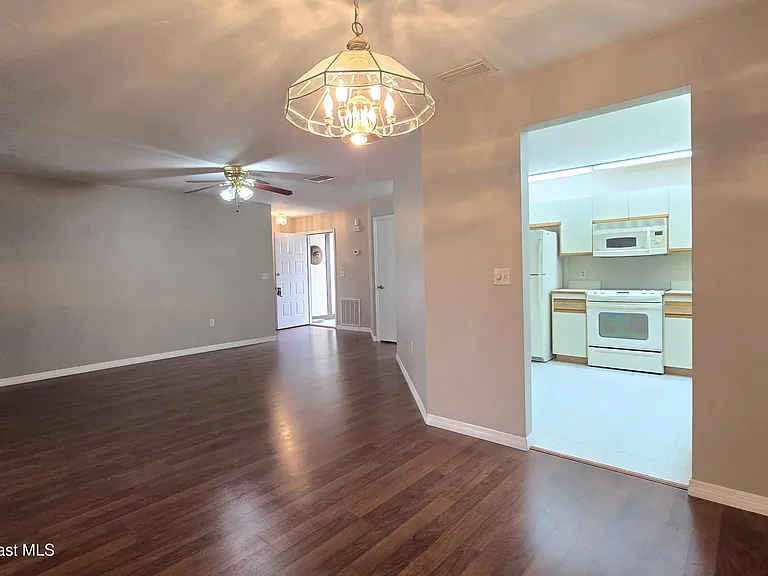 816 Greenwood Manor Cir #10 — Photo 30