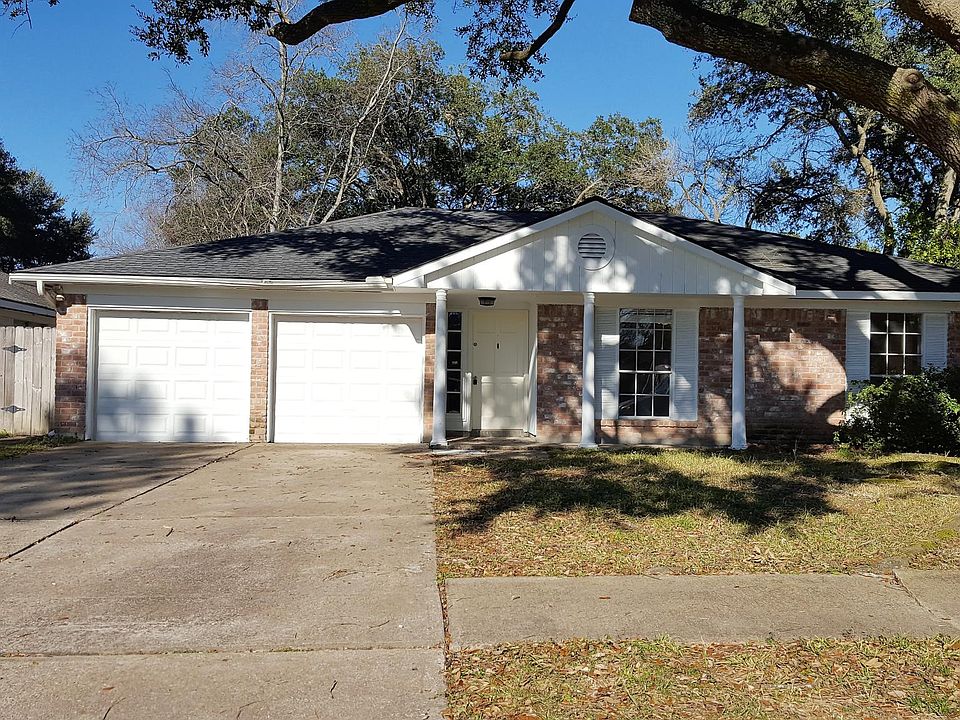 1st image of 11610 Larkdale Dr