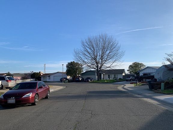 4th image of 7844 White Tail Way