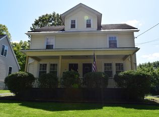 22 Kellogg St, Clinton, NY 13323