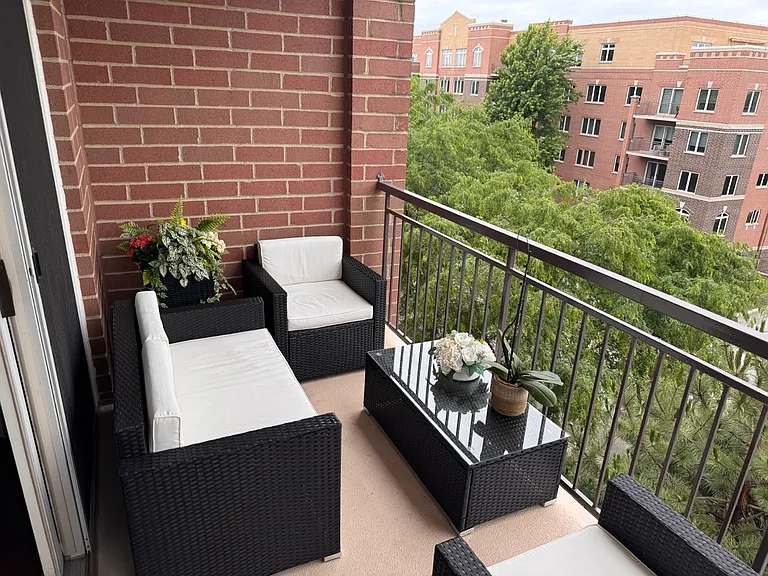 5105 Madison St #511 — Photo 13