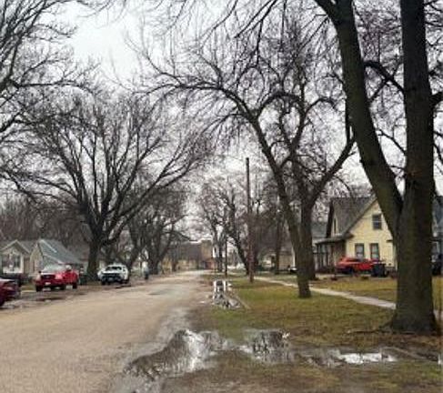 Exterior Neighborhood (street photo)