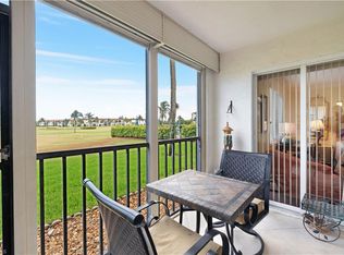 37 High Point Cir E APT 107, Naples, FL 34103