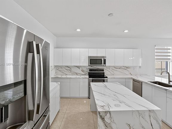 3rd image of 15091 SW 18th Ter