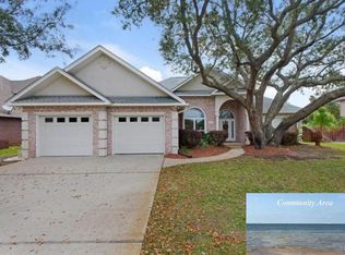 1750 Brooke Beach Dr, Navarre, FL 32566