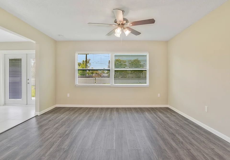 1st image of 6739 Precourt Dr