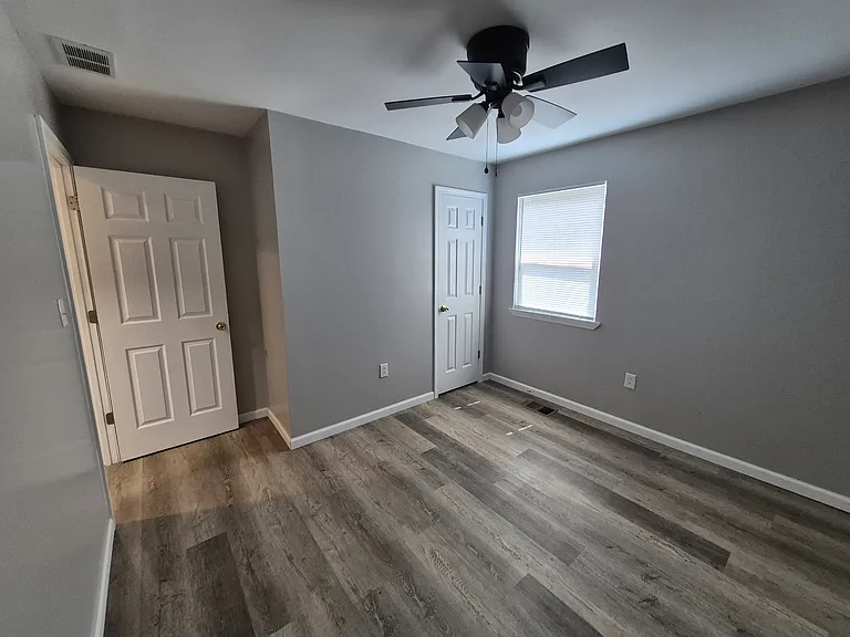 608 N Lime St — Photo 8