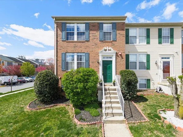 6368 Racetec Pl, Springfield, VA 22150