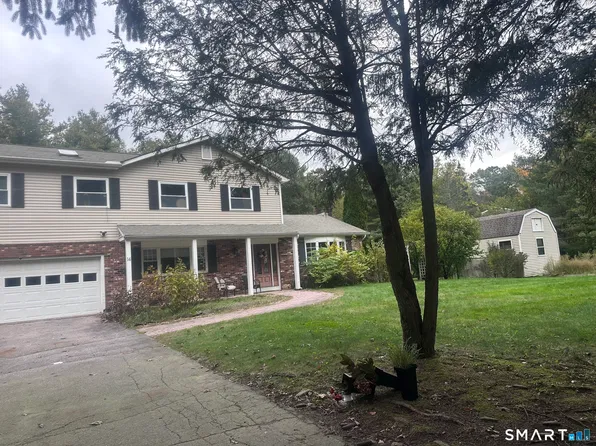 12 Bears Hill Road, Newtown, CT 06470