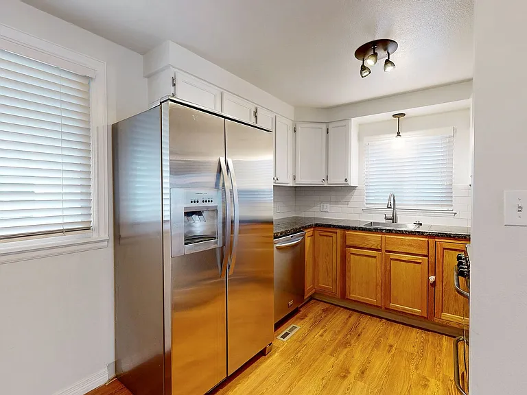 1381 Osceola St — Photo 7