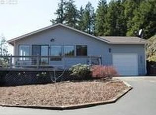 95737 N Bank Rogue Rd, Gold Beach, OR 97444
