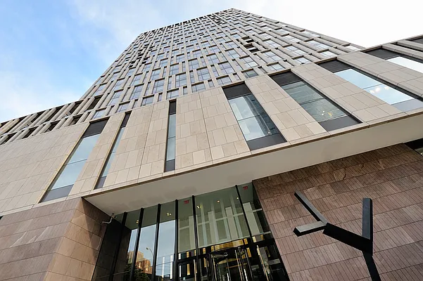 Rented by CORE | media 17