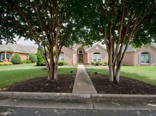 2212 Yorkshire SE, Decatur, AL 35601