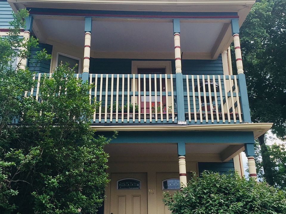 1st image of 98 Evergreen St #1