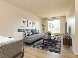11820 88th St NW #301, Edmonton, AB T5B 3R8