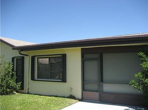 3rd image of 6312 White Sabal Palm Ln